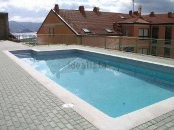 Foto 1 de Pis en venda a Poio de 2 habitacions amb terrassa i piscina