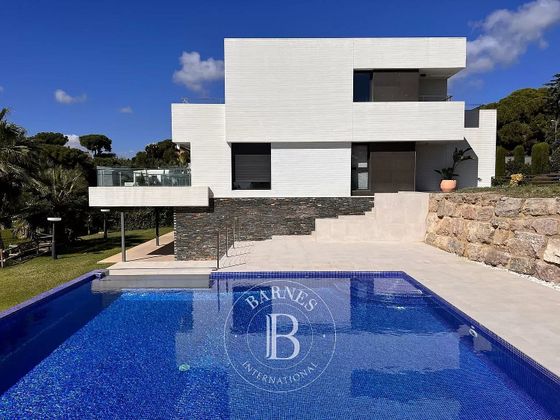 Foto 1 de Casa en venda a Urbanitzacions de 8 habitacions amb piscina i garatge