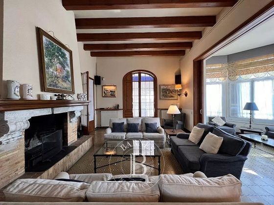 Foto 1 de Casa en venda a Sant Andreu de Llavaneres de 8 habitacions amb terrassa i piscina