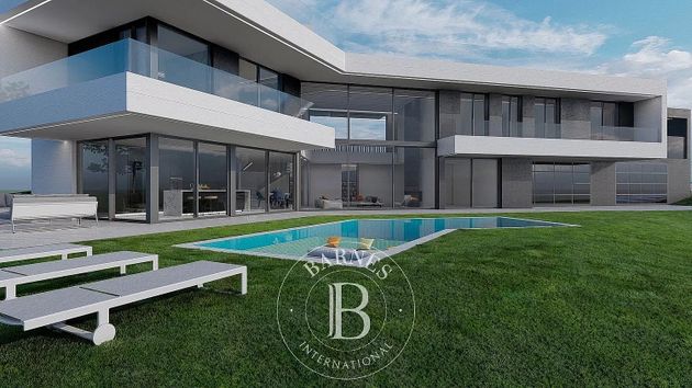 Foto 2 de Casa en venta en Urbanitzacions de 5 habitaciones con terraza y piscina