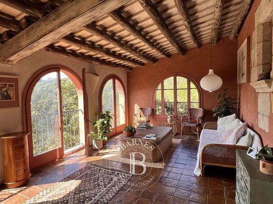 Foto 1 de Casa en venta en Sant Iscle de Vallalta de 8 habitaciones con piscina y jardín