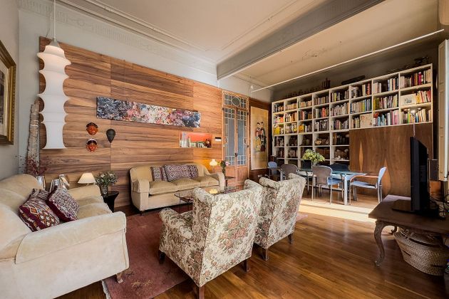Foto 2 de Alquiler de piso en Vila de Gràcia de 4 habitaciones con garaje y muebles