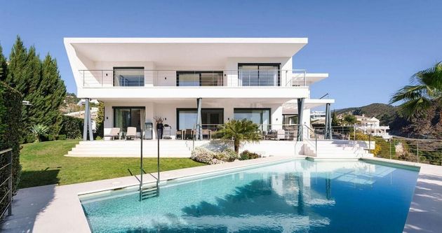 Foto 2 de Xalet en venda a Benahavís de 4 habitacions amb terrassa i piscina