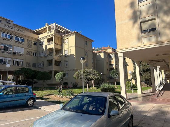 Foto 2 de Pis en venda a El Cónsul - Ciudad Universitaria de 4 habitacions amb terrassa i garatge