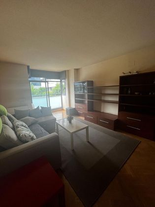 Foto 1 de Alquiler de piso en Castilla de 4 habitaciones con piscina y muebles