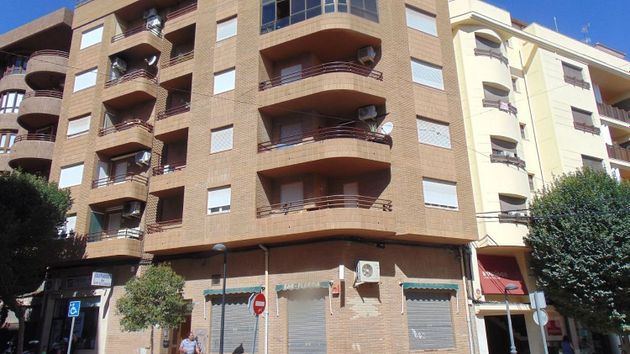 Foto 2 de Pis en venda a Almansa de 3 habitacions amb balcó i ascensor