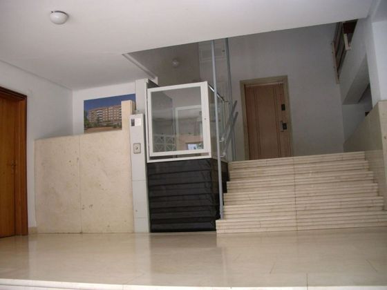 Foto 1 de Venta de piso en Almansa de 4 habitaciones con garaje y balcón