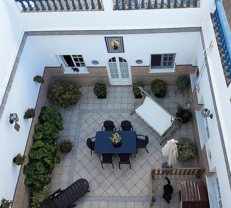 Foto 1 de Casa en venda a Puerto Real de 8 habitacions amb garatge i aire acondicionat