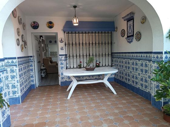Foto 1 de Casa en venta en Sancti Petri - La Barrosa de 3 habitaciones con terraza y jardín