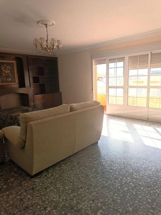 Foto 1 de Venta de piso en Puerto Real de 4 habitaciones con terraza