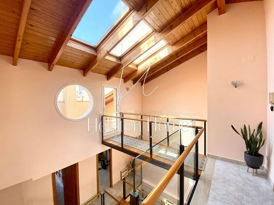 Foto 2 de Casa en venda a Centre - Colomeres - Rambles de 4 habitacions amb terrassa i piscina