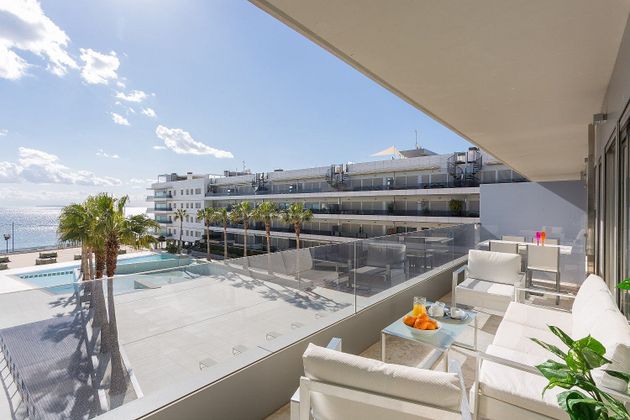 Foto 1 de Alquiler de piso en Ses Figueretes - Platja d'en Bossa - Cas Serres de 4 habitaciones con terraza y piscina