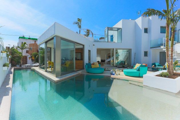 Foto 1 de Casa en lloguer a Marina Botafoc - Platja de Talamanca de 4 habitacions amb terrassa i piscina