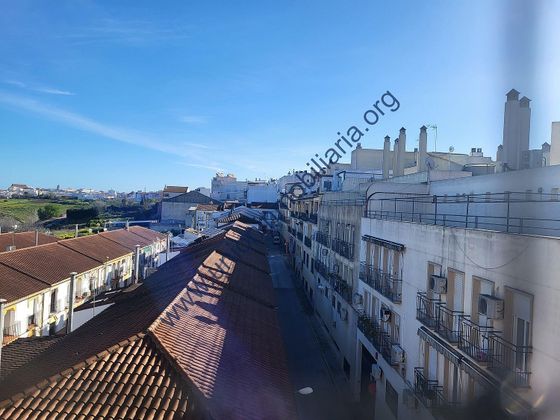 Foto 1 de Piso en venta en Montilla de 3 habitaciones con terraza y balcón