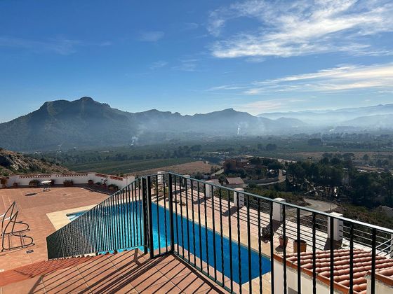 Foto 1 de Chalet en venta en urbanización Montepino de 3 habitaciones con terraza y piscina