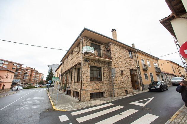 Foto 2 de Àtic en venda a El Carmen de 5 habitacions amb terrassa i balcó
