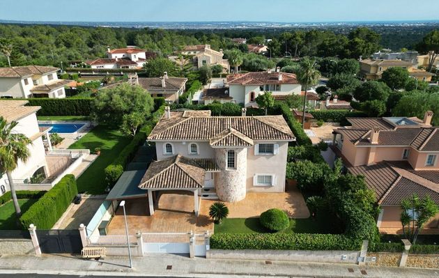 Foto 2 de Chalet en venta en Sa Cabaneta - Son Ametller de 4 habitaciones con terraza y piscina