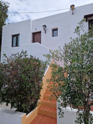 Foto 1 de Pis en venda a Santa Eulalia del Río de 2 habitacions amb terrassa i piscina