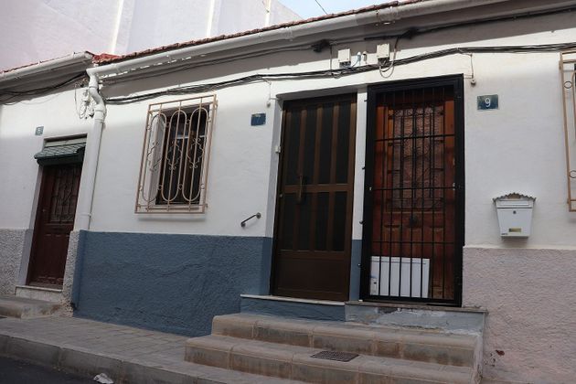 Foto 1 de Casa adossada en venda a Villafranqueza de 2 habitacions amb terrassa i jardí