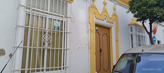 Foto 1 de Venta de casa en El Carmen de 3 habitaciones con terraza