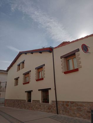 Foto 1 de Casa en venta en Medrano de 5 habitaciones con terraza y jardín