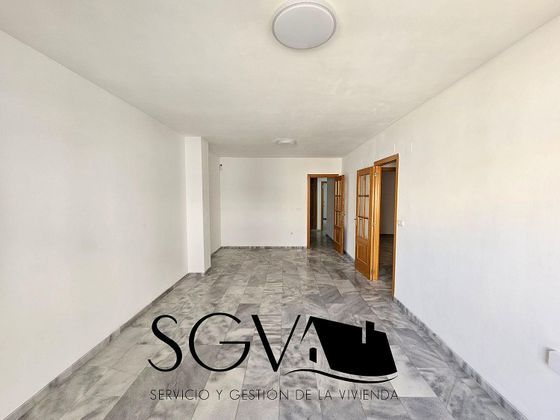 Foto 2 de Venta de piso en Novelda de 3 habitaciones con terraza y garaje