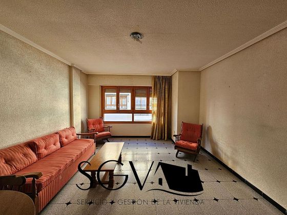 Foto 2 de Pis en venda a Novelda de 4 habitacions amb balcó i ascensor