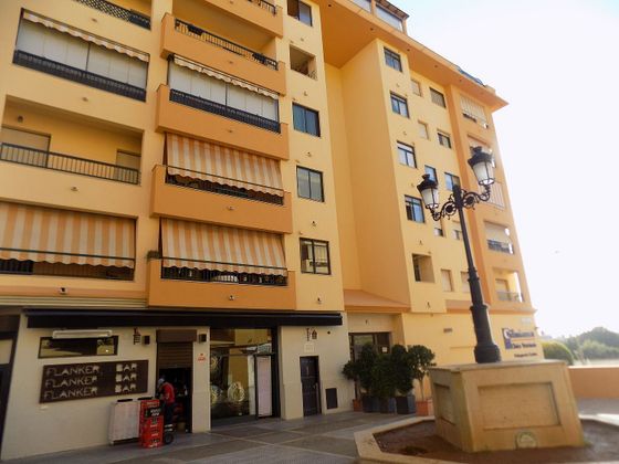 Foto 1 de Venta de piso en San Pedro de Alcántara pueblo de 2 habitaciones con garaje y balcón