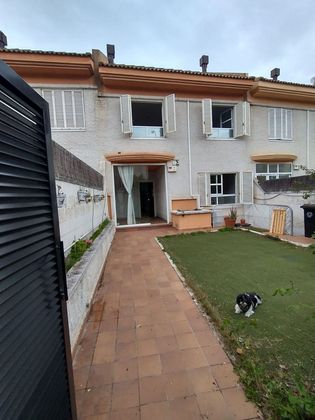 Foto 2 de Casa en lloguer a Tres Olivos - Valverde de 4 habitacions amb terrassa i garatge