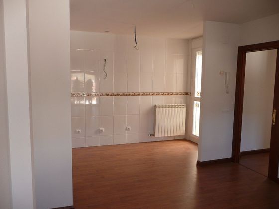 Foto 1 de Pis en venda a calle Calvario de 2 habitacions amb garatge i balcó