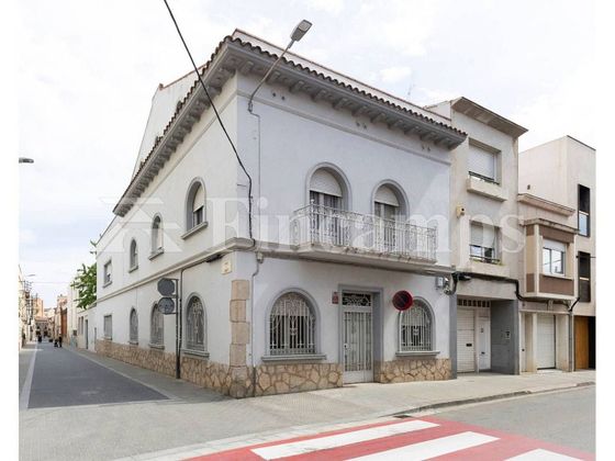Foto 1 de Casa en venda a Centre - Sabadell de 10 habitacions amb terrassa i garatge
