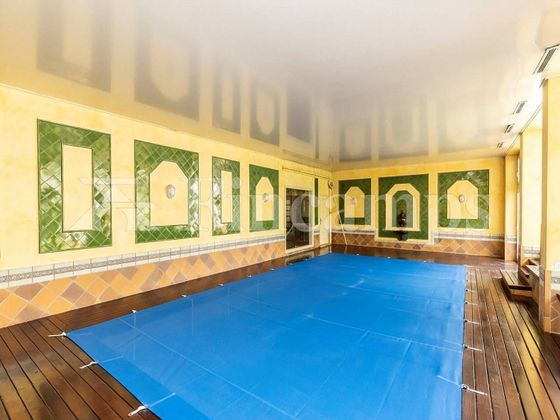 Foto 2 de Casa adossada en venda a Centre - Sabadell de 5 habitacions amb terrassa i piscina