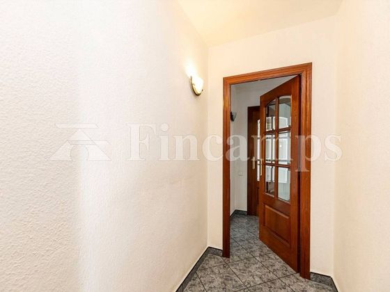 Foto 2 de Pis en venda a Eixample - Sant Oleguer de 4 habitacions amb jardí i balcó
