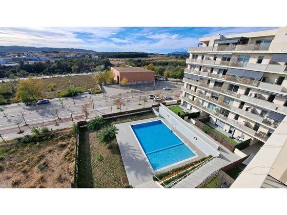 Foto 1 de Piso en venta en Can Feu - Can Gambús - Hostafrancs de 3 habitaciones con terraza y piscina