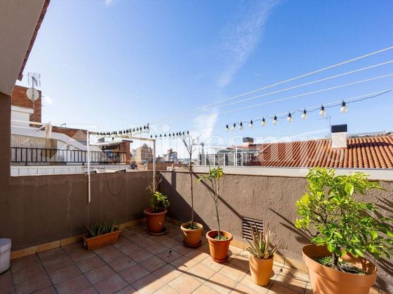 Foto 1 de Casa en venta en Centre - Sabadell de 5 habitaciones con terraza y jardín