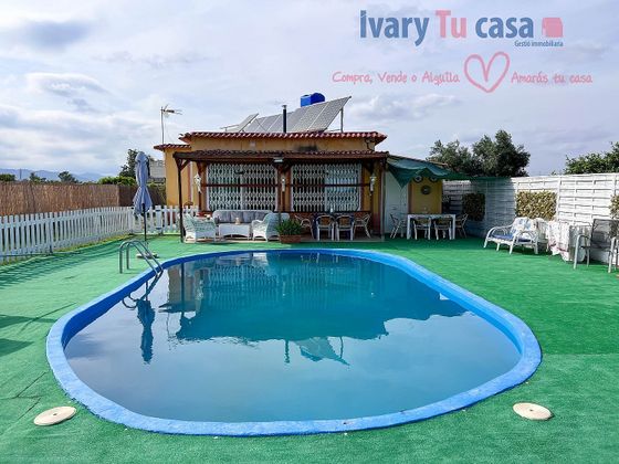 Foto 1 de Xalet en venda a calle Virrangues de 3 habitacions amb terrassa i piscina
