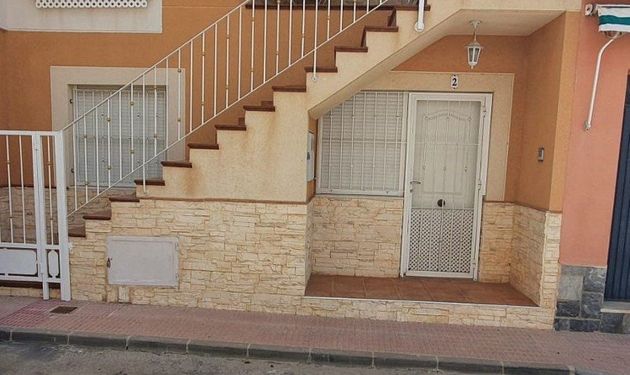 Foto 1 de Casa en venda a Los Narejos de 4 habitacions amb terrassa i aire acondicionat