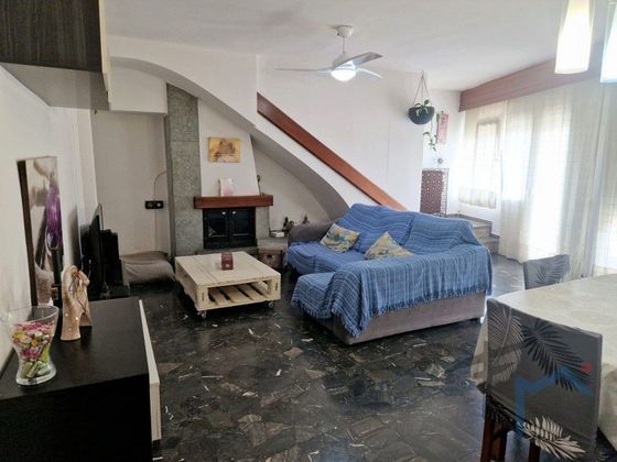 Foto 2 de Casa en venda a Sant Llorenç d´Hortons de 3 habitacions amb terrassa i garatge