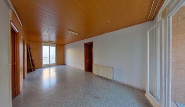 Foto 1 de Venta de piso en Onze de setembre - Sant Jordi de 3 habitaciones con calefacción