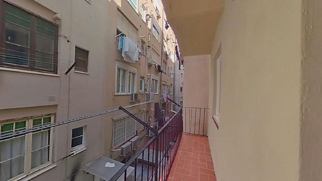Foto 1 de Pis en venda a Vila de Gràcia de 2 habitacions amb balcó i calefacció