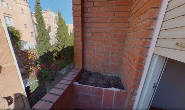 Foto 2 de Pis en venda a Vallcarca i els Penitents de 4 habitacions amb balcó i calefacció