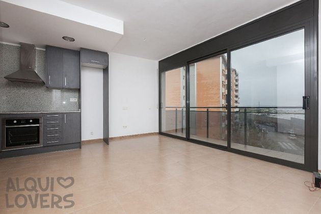 Foto 1 de Piso en venta en Montserrat - Torre-Sana - Vilardell de 1 habitación con garaje y balcón