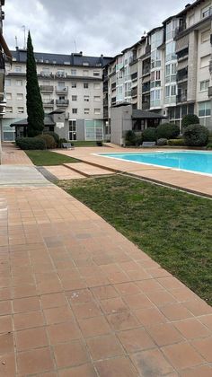 Foto 2 de Dúplex en venda a Roc Blanc de 3 habitacions amb piscina i jardí