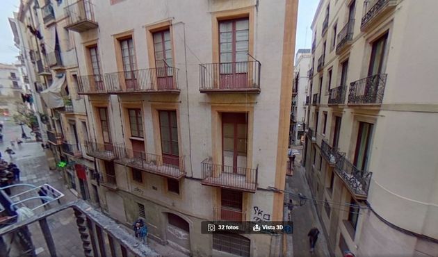 Foto 2 de Venta de piso en Sant Pere, Santa Caterina i la Ribera de 6 habitaciones con balcón