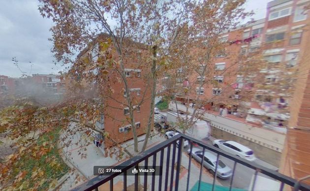 Foto 2 de Pis en venda a Puiggener - El Llano - Togores de 3 habitacions amb balcó