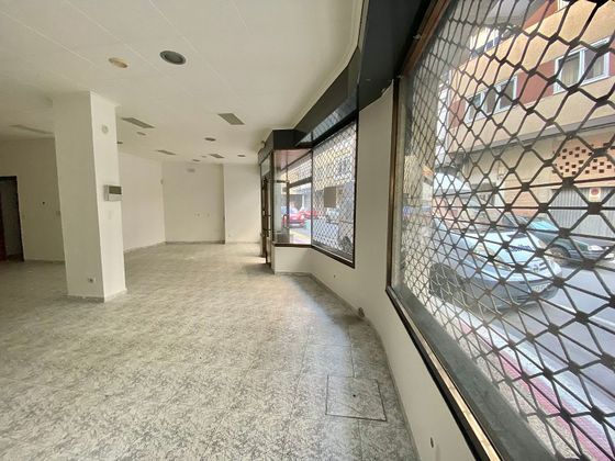 Foto 2 de Alquiler de local en calle Ría de Arousa de 131 m²
