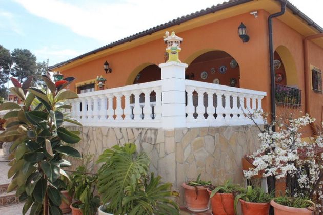 Foto 2 de Chalet en venta en Vespella de Gaià de 7 habitaciones con terraza y piscina