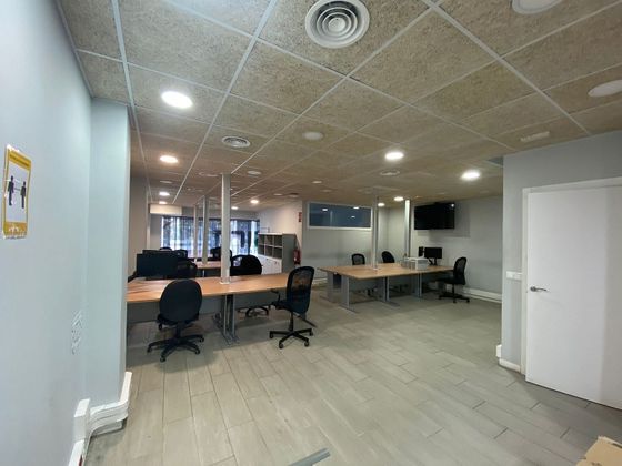 Foto 2 de Oficina en lloguer a calle De la Marina amb aire acondicionat i calefacció