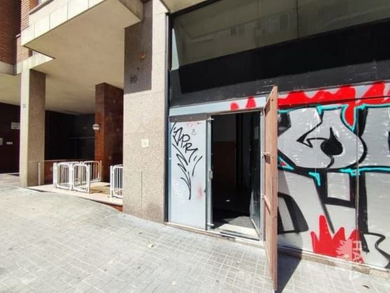 Foto 1 de Alquiler de local en calle Dels Madrazo con ascensor