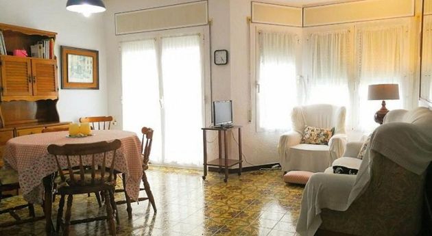 Foto 1 de Casa en venta en calle Ramón y Cajal de 3 habitaciones con terraza